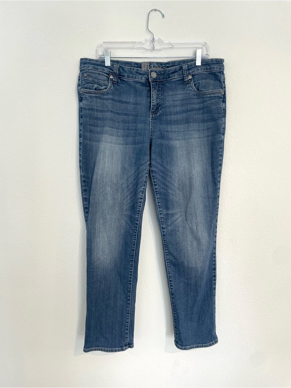 Kut from the Kloth Medium Blue Straight Leg Jeans